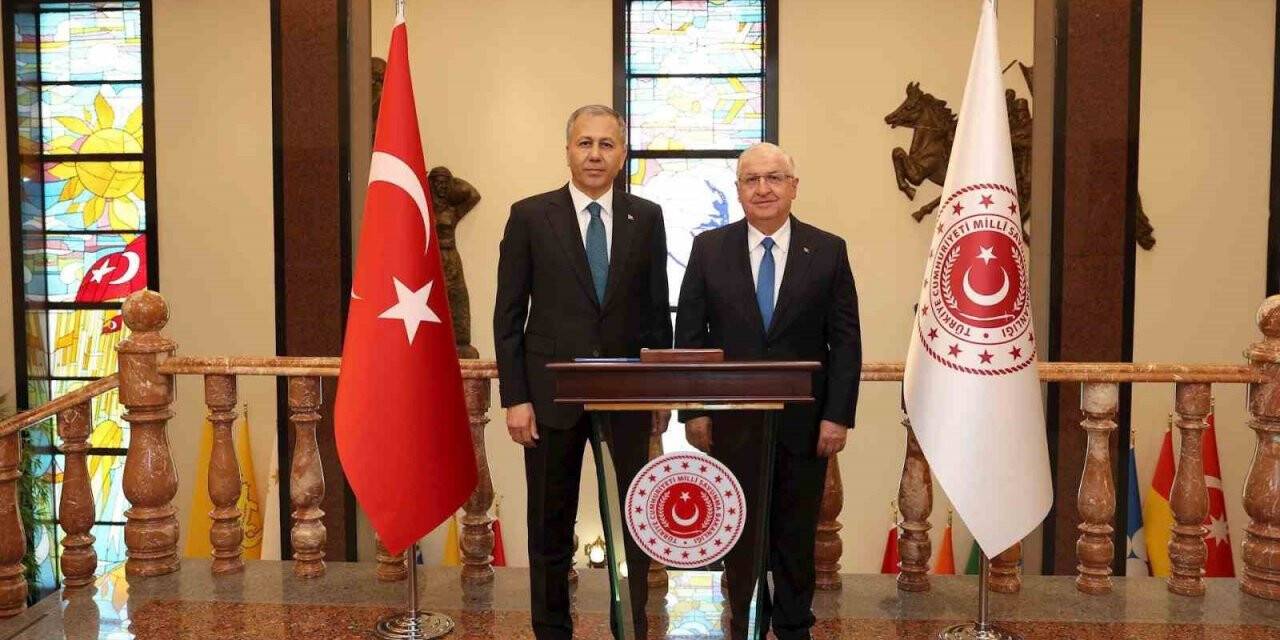 Millî Savunma Bakanı Güler, İçişleri Bakanı Yerlikaya ile bir araya geldi