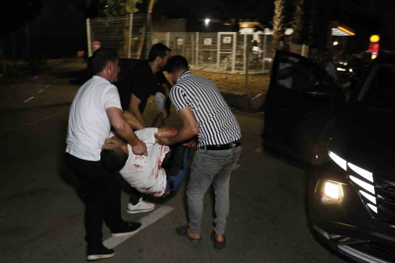 Tüfekler ve tabancalar konuştu: 3 yaralı