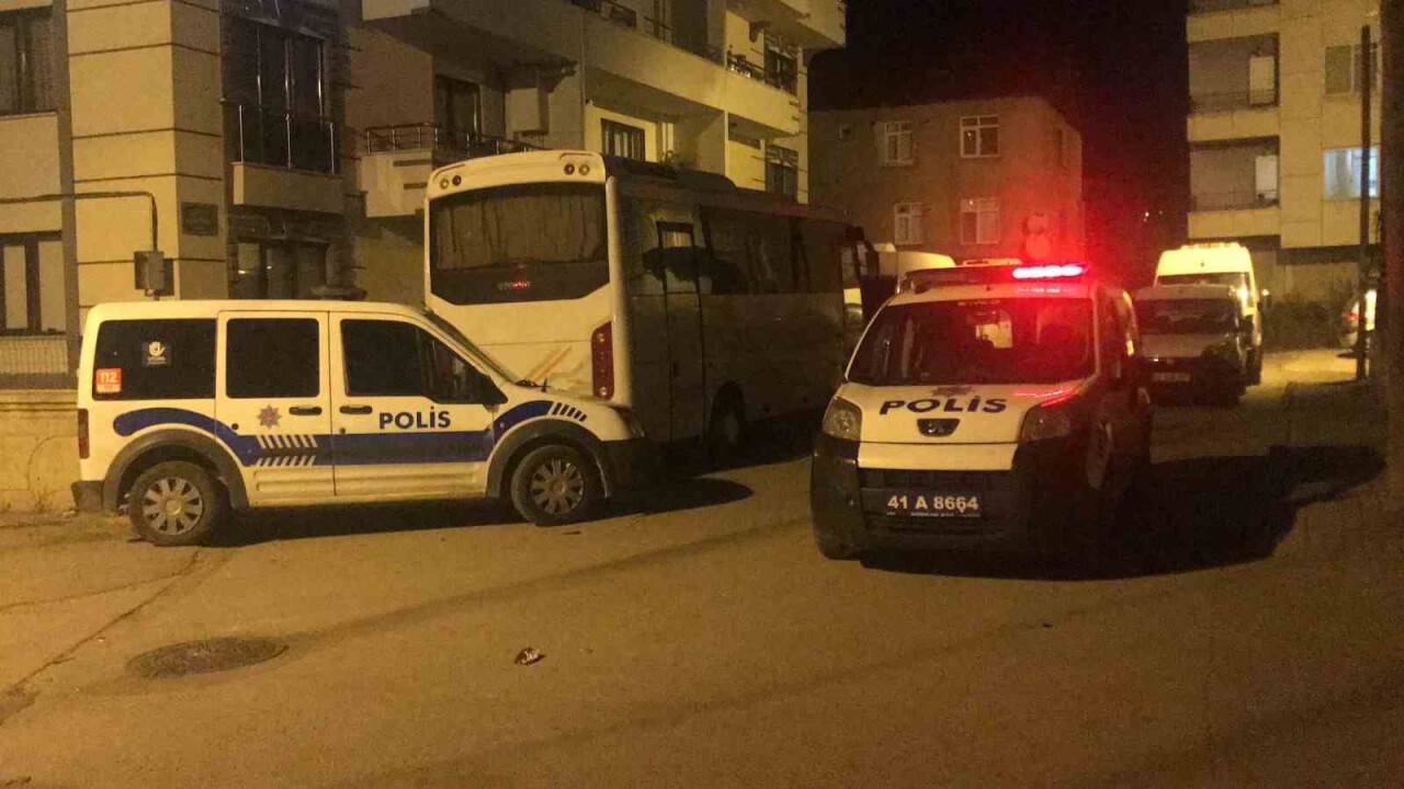 Düğün eğlencesi kavgaya dönüştü