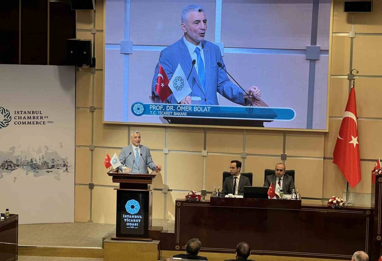 Bakan Bolat: "2028 yılında 400 milyar dolar mal ihracatı yapmayı hedefliyoruz"