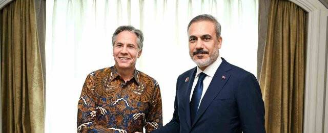 Bakan Fidan, Blinken ile Jakarta'da görüştü