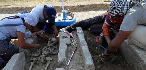 İnşaat kazısında tarihi mezara rastlandı