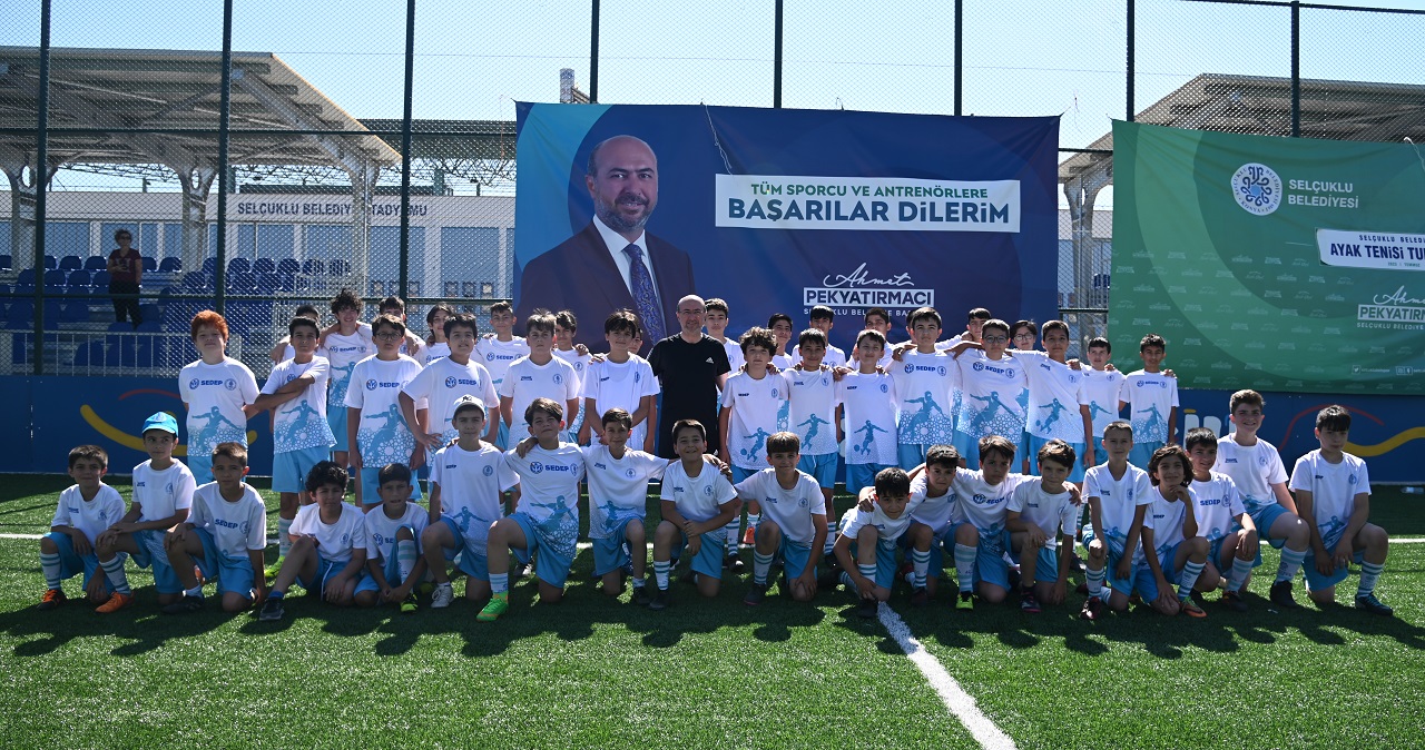 Başkan Pekyatırmacı yaz spor okulları öğrencilerini ziyaret etti