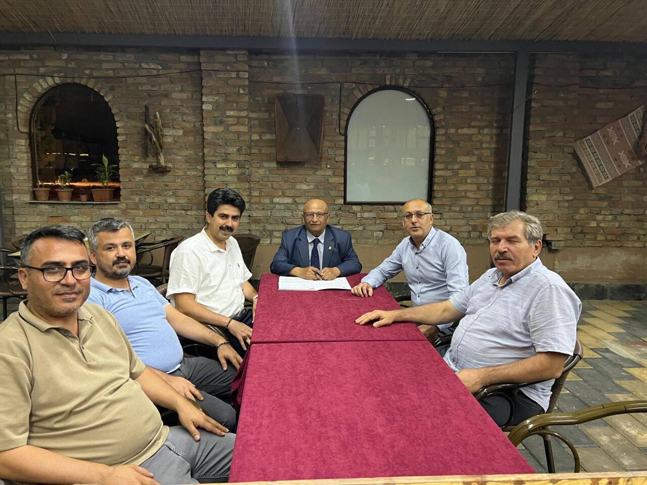 İlk toplantılarını yaptılar