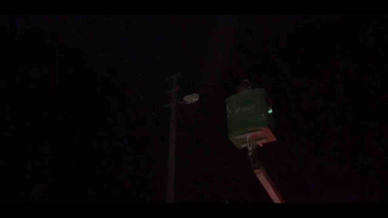 Maganda kurşunu elektrik tellerini kopardı