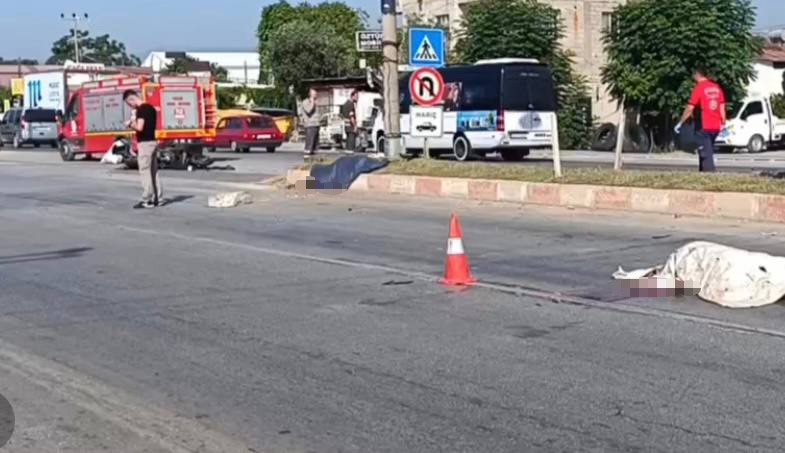 Mersin’de feci kaza: 2 genç hayatını kaybetti