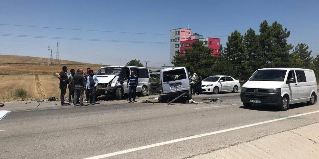 Konya’da zincirleme trafik kazası: 7 yaralı