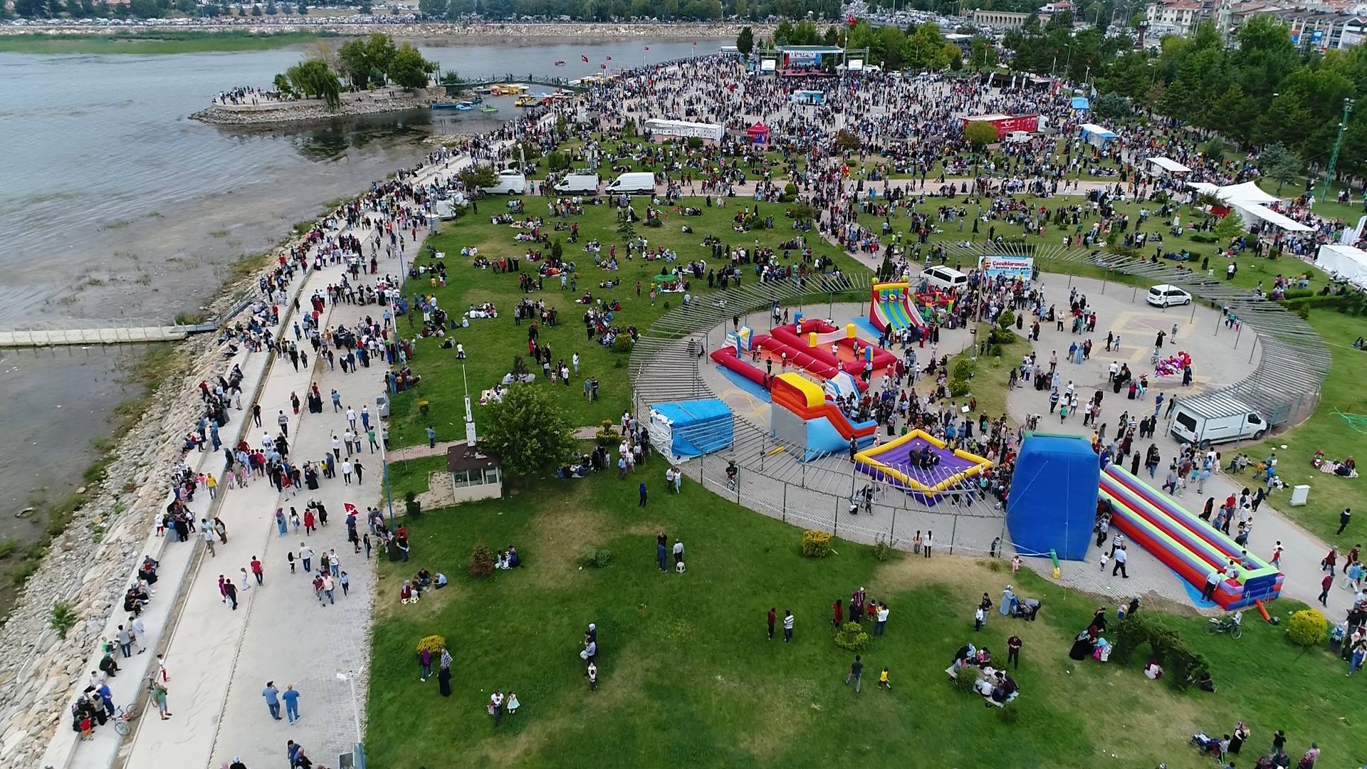 Konya Beyşehir'de esnaf festival alanında stant açabilecek