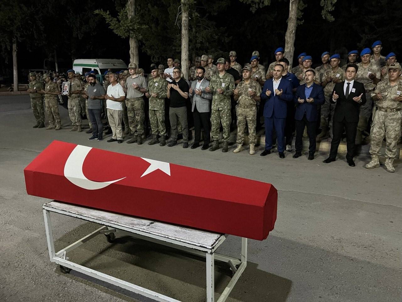 Kıdemli başçavuş geçirdiği kalp krizi sonucu şehit düştü