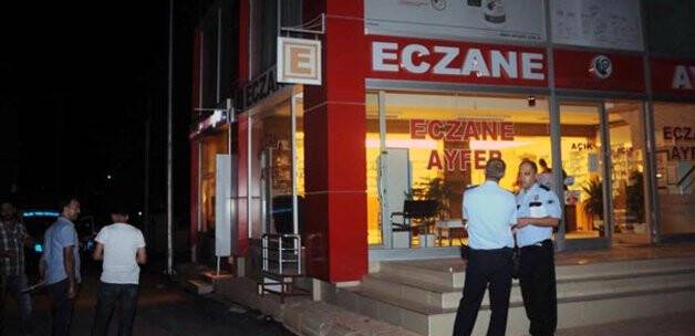 'Porsche'ye biniyorsun' dedi molotof attı