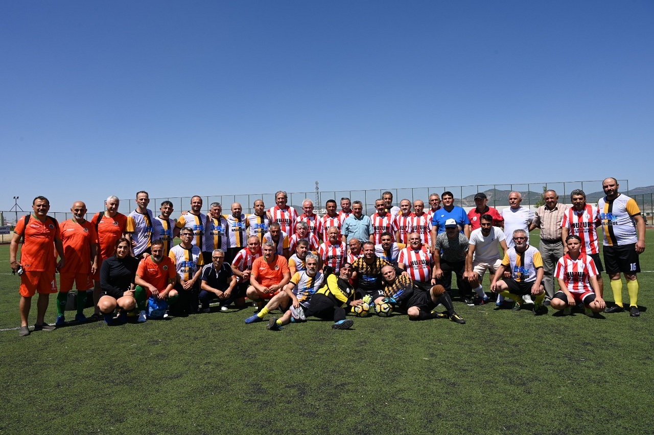 Seydişehir’de veteranlar turnuvası sona erdi