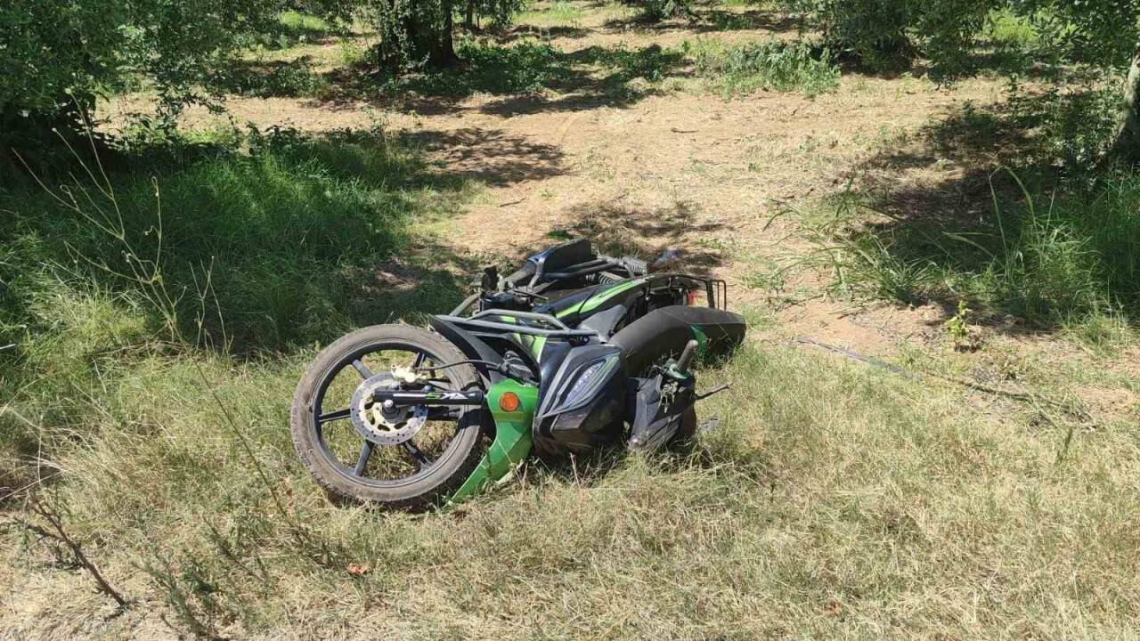 Tır dönüş yapmaya çalışan  motosiklete çarptı