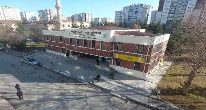 Kayseri'nin Melikgazi ilçesine 11 "Akıl Küpü Kütüphanesi" yapıldı