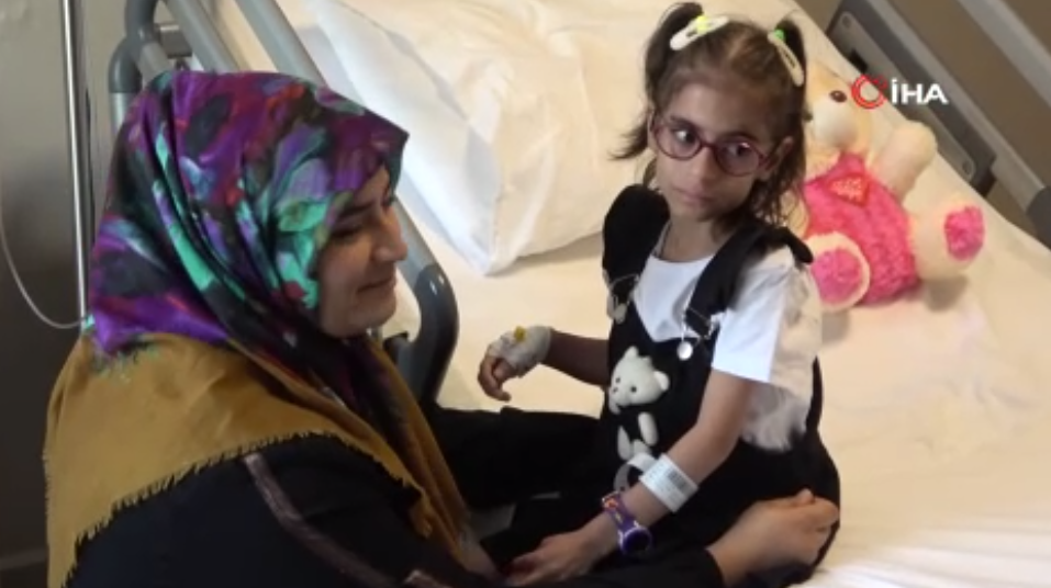 7 yaşındaki Hilal, milyonda bir görülen hastalığı atlattı