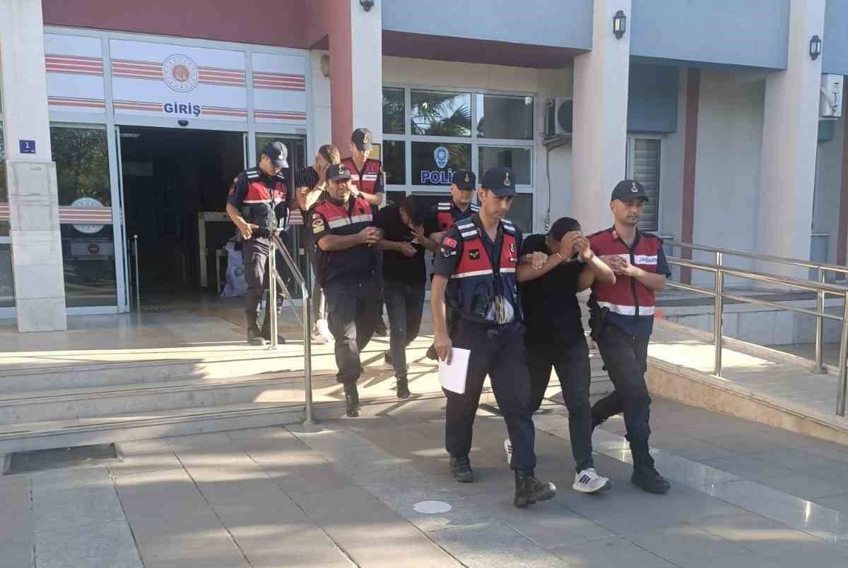 Av tüfeği ve para çaldılar, kaçamadılar
