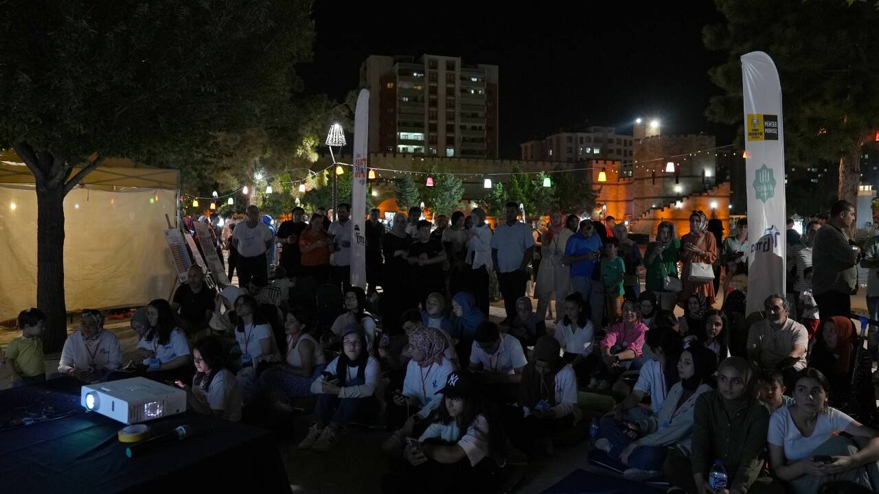 Lise Medeniyet Akademisi'nden 'sanat sokağı'