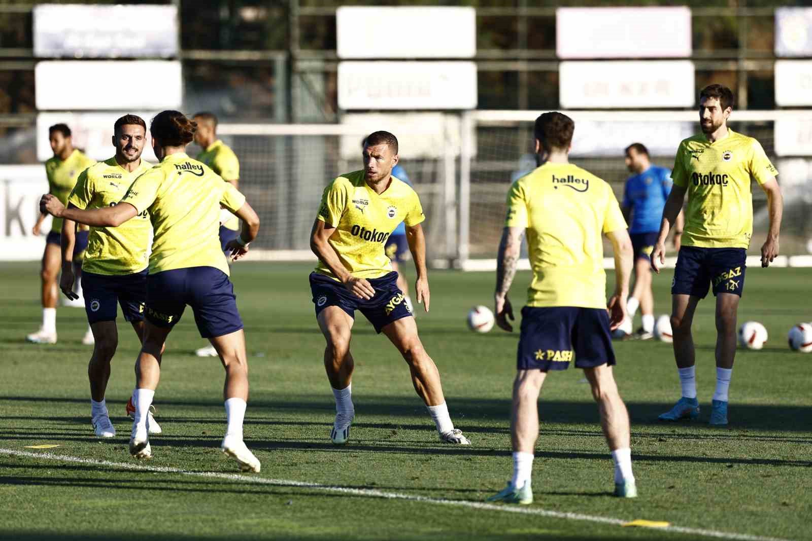 Fenerbahçe, Maribor maçı hazırlıklarına devam etti