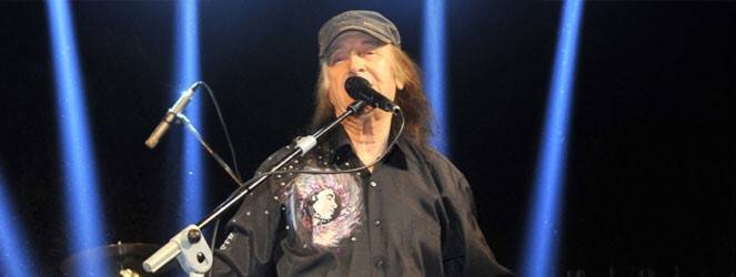 Rock müziğin efsane ismi  Koray'dan acı haber