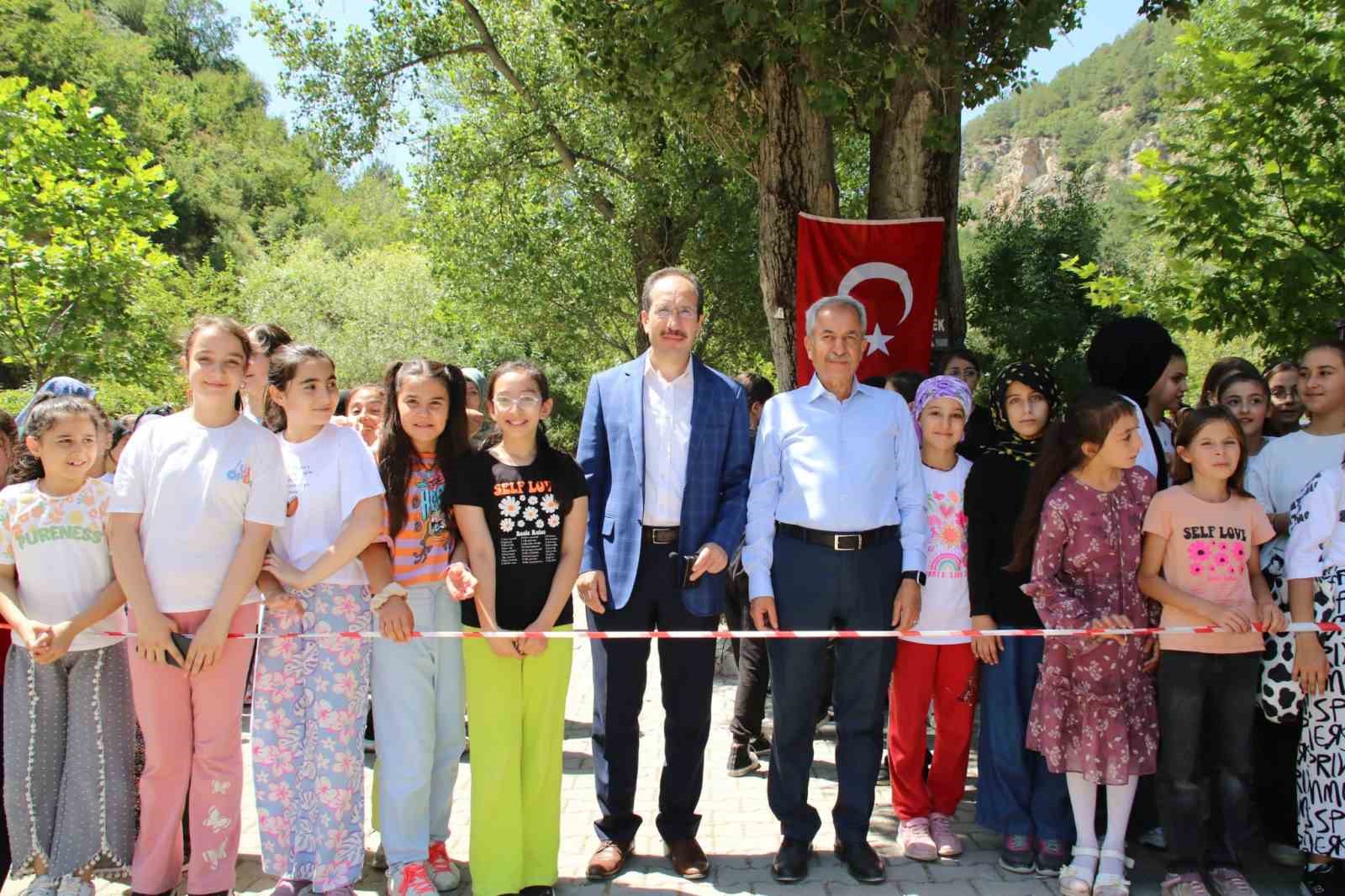 Akşehir Yaz Kapanış Şenliği'nde yoğun katılım
