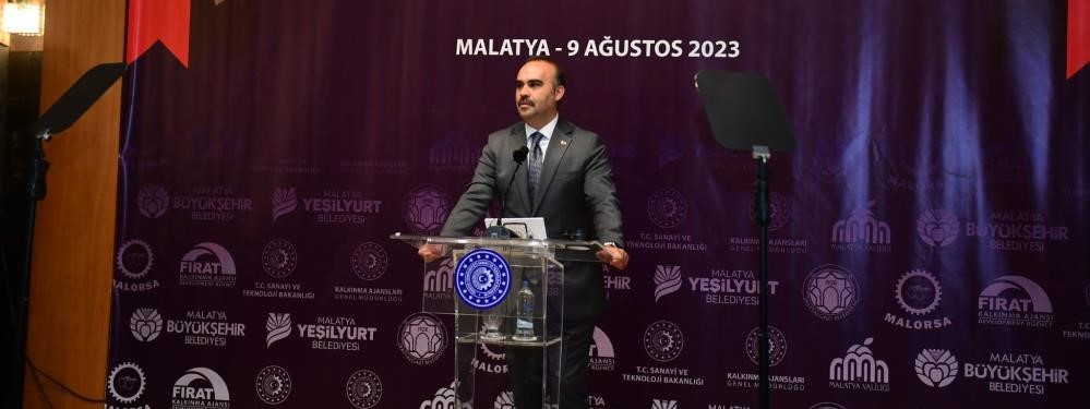 Sanayi ve Teknoloji Bakanı Malatya'da konuştu: "Sanayimizi yeniden ayağa kaldıracağız."