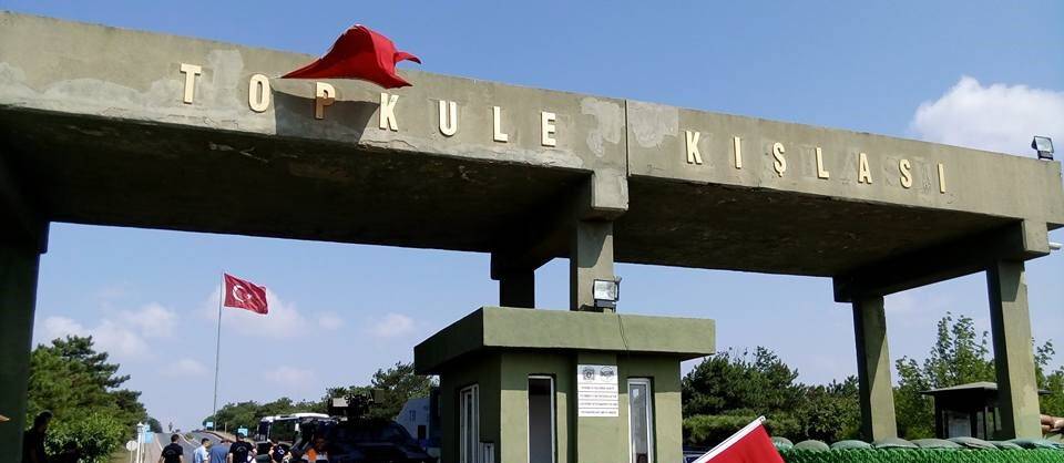 İstanbul Esenler Topkule’de askeri kışlada yangın