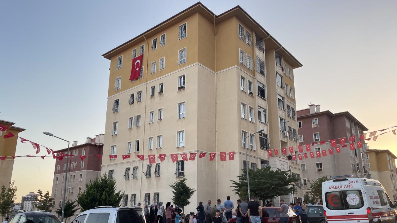 Pençe-Kilit Operasyonu bölgesinde şehit olan Lale'nin Sivas'taki ailesine acı haber verildi
