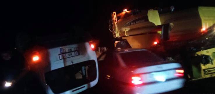 Otomobil biçerdövere çarptı