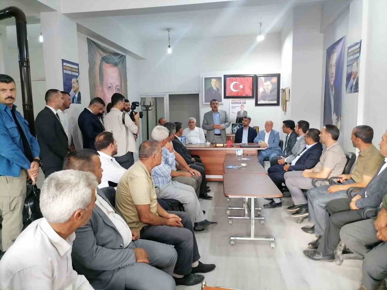 Milli Eğitim Bakanı Tekin Hınıs’ta