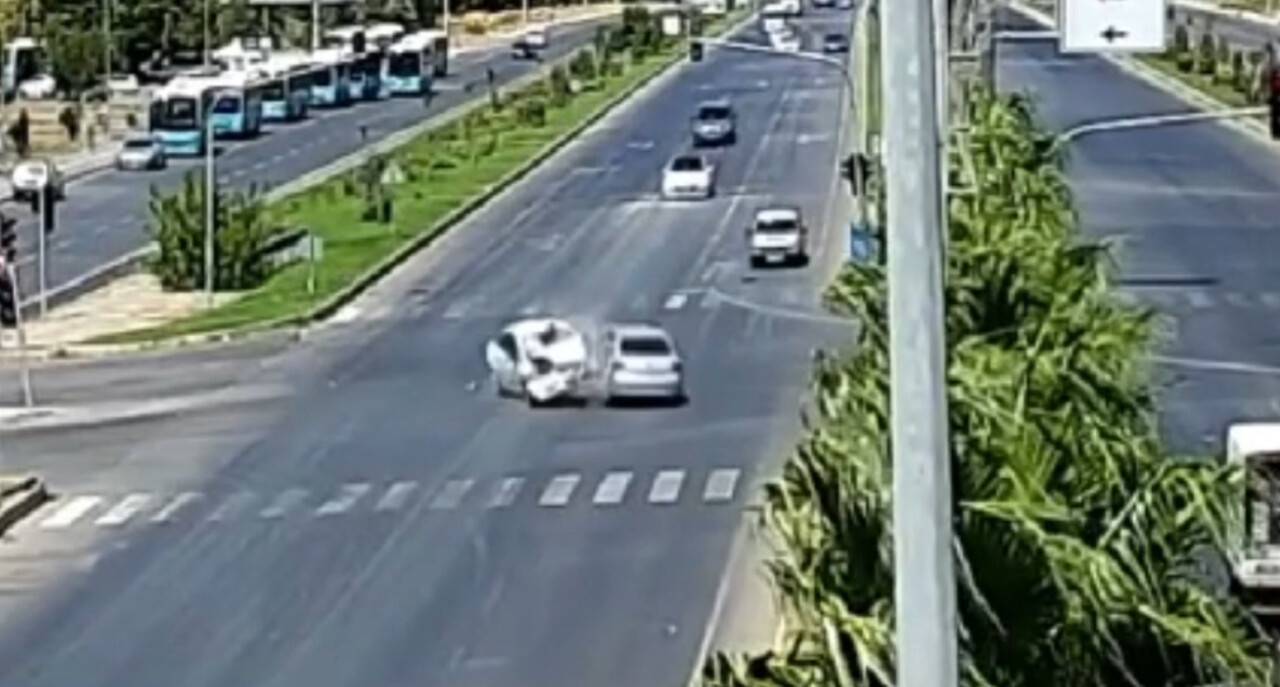 Trafik kazasında 1’i bebek 5 yaralı