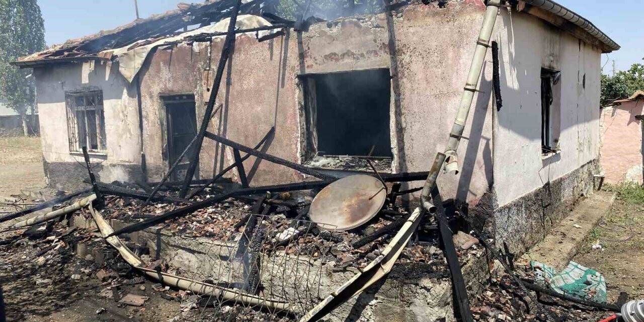 Konya’da müstakil  evde  yangın