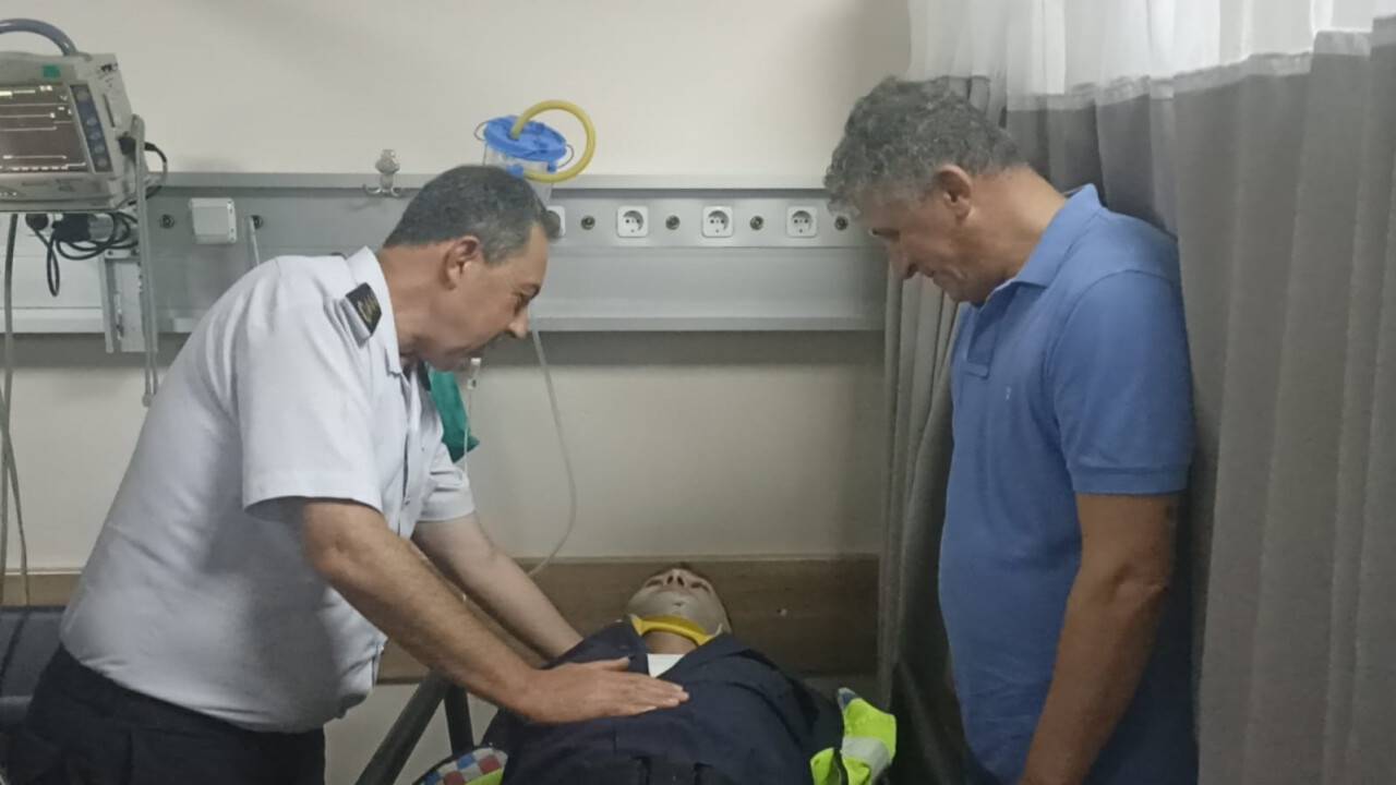 Zincirleme trafik kazasında 1’i jandarma 8 yaralı