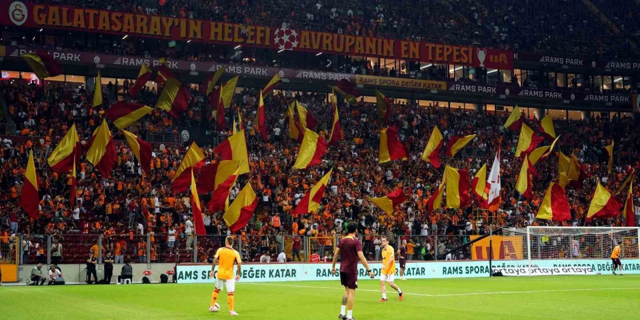 Galatasaray, Molde deplasmanında