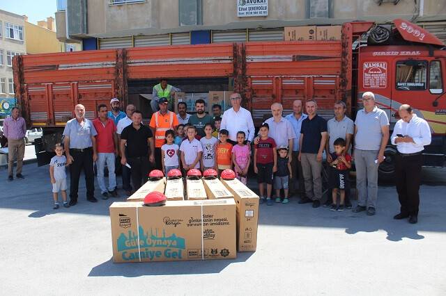 Yunaklı çocuklar bisiklet heyecanı yaşadılar