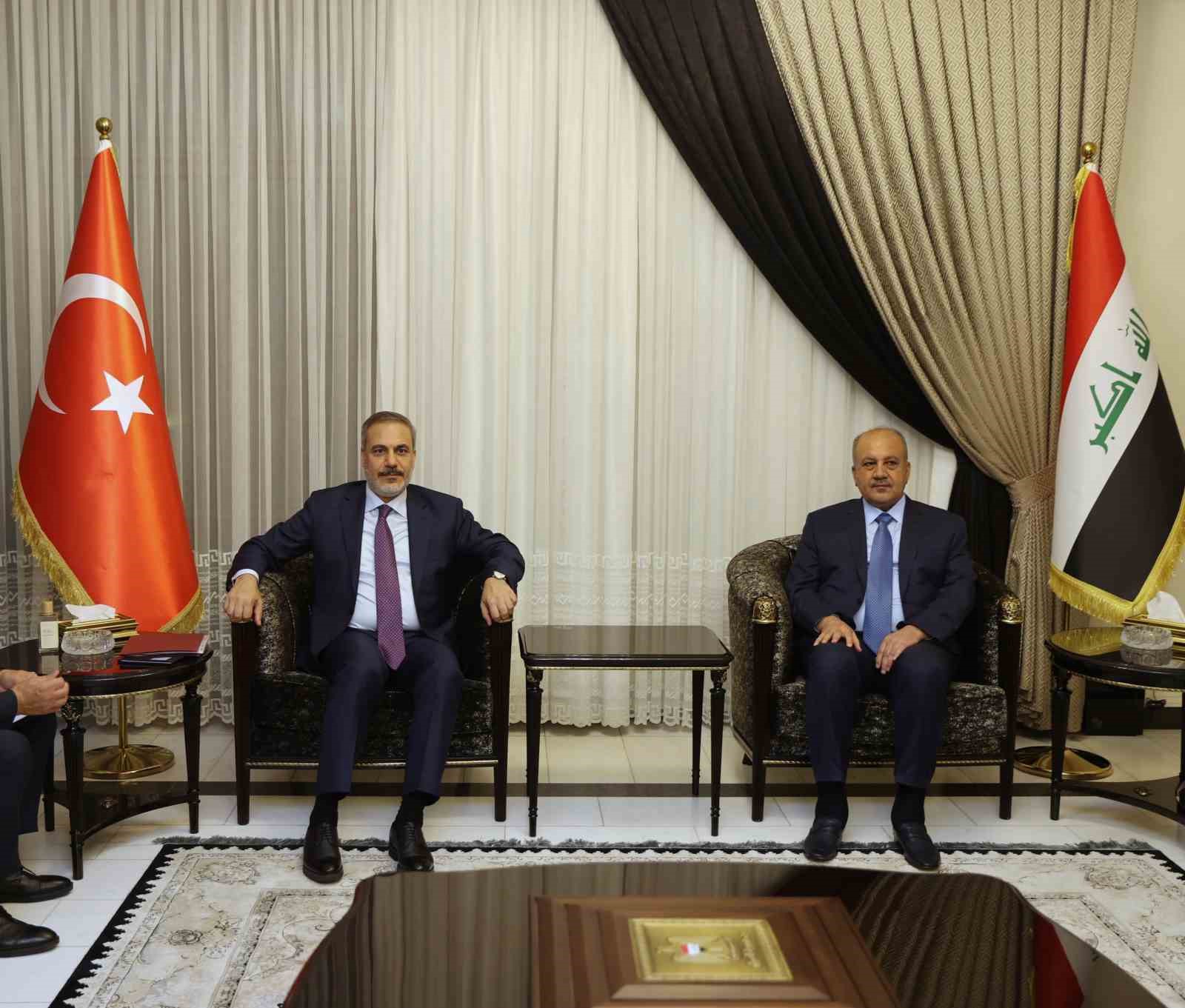 Bakan Fidan, Irak Savunma Bakanı Al Abbasi ile görüştü