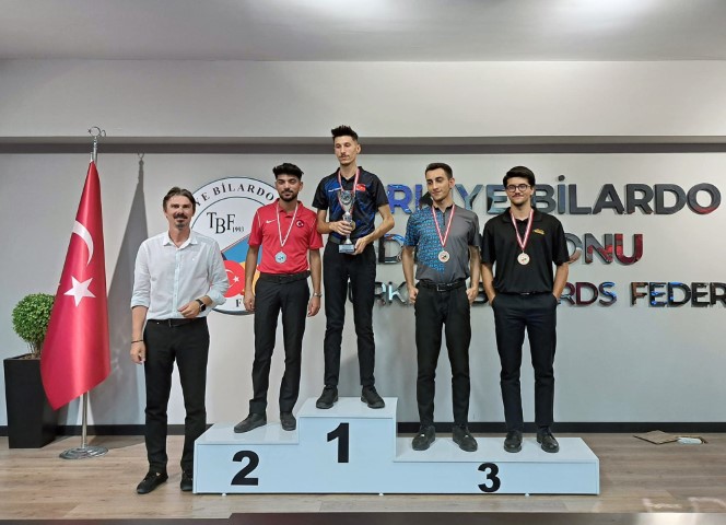 NEÜ öğrencisi Türkcan Yıldırım, Türkiye Pool Bilardo Şampiyonası’nda 3. oldu