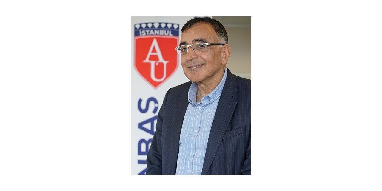 Prof. Dr. Hayri Kozanoğlu: “Ekonomide durgunluk tehlikesi baş gösterebilir”