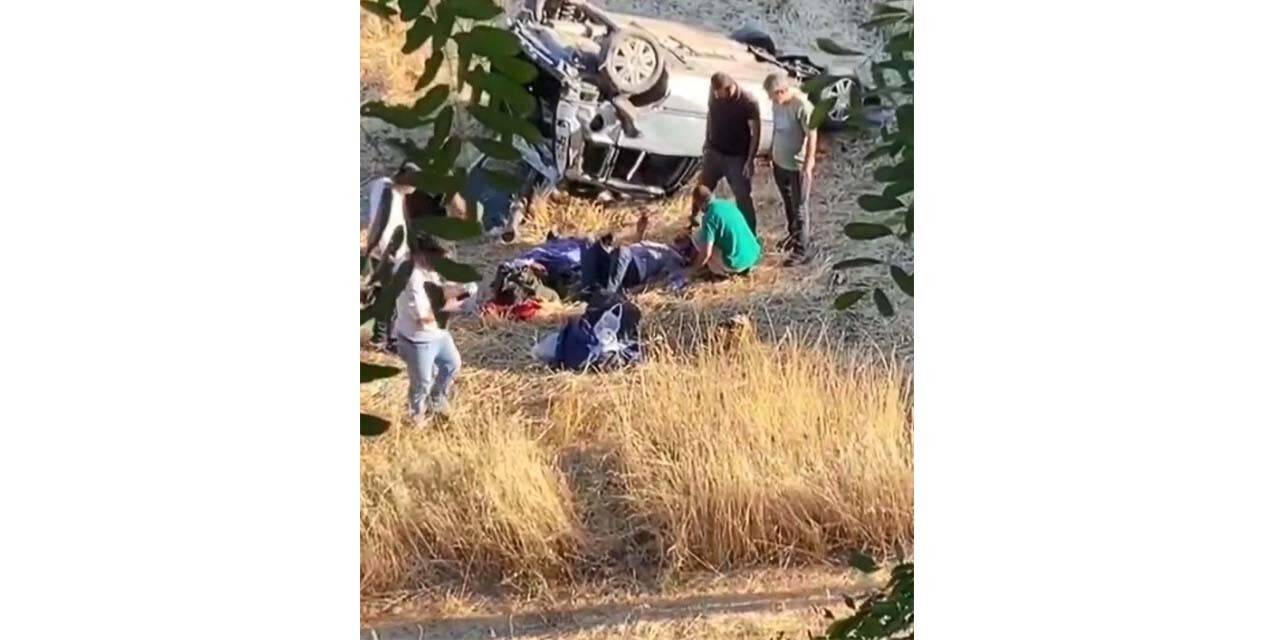 Polis memuru ve ailesinin bulunduğu araç tarlaya uçtu : 1 ölü, 4 yaralı