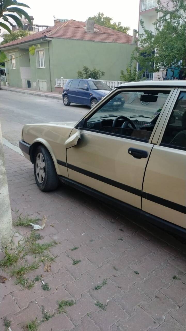 Otomobil ile bisiklet çarpıştı