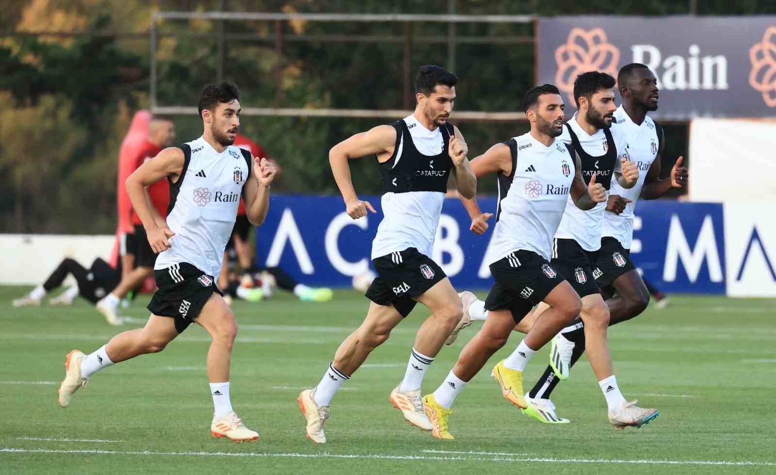 Beşiktaş, Dinamo Kiev maçına hazırlanıyor