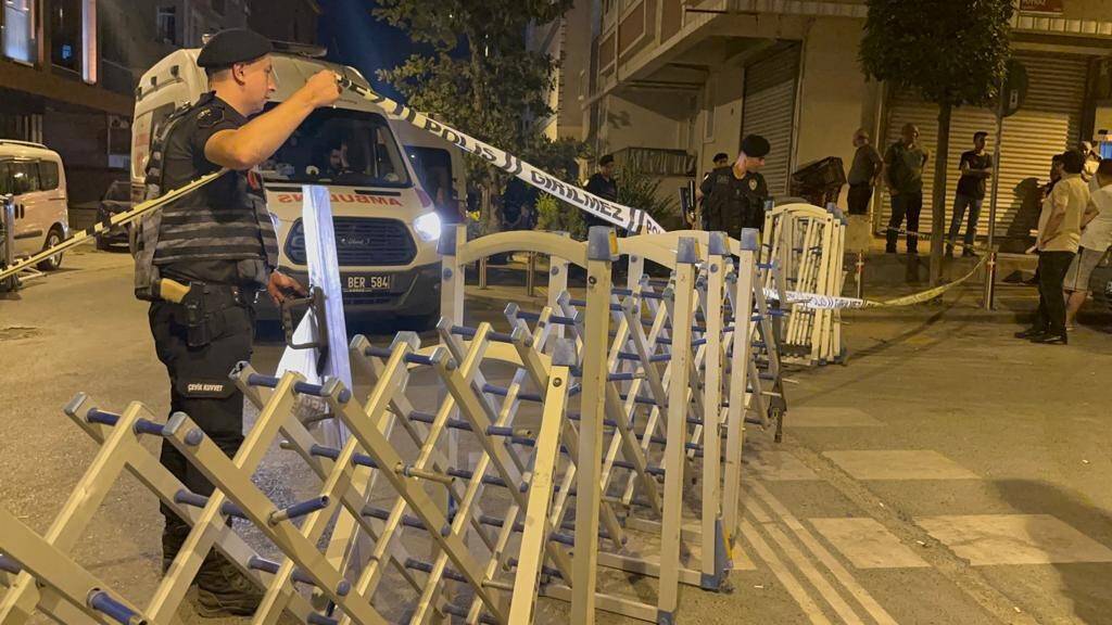 Kahvehaneye silahlı saldırı