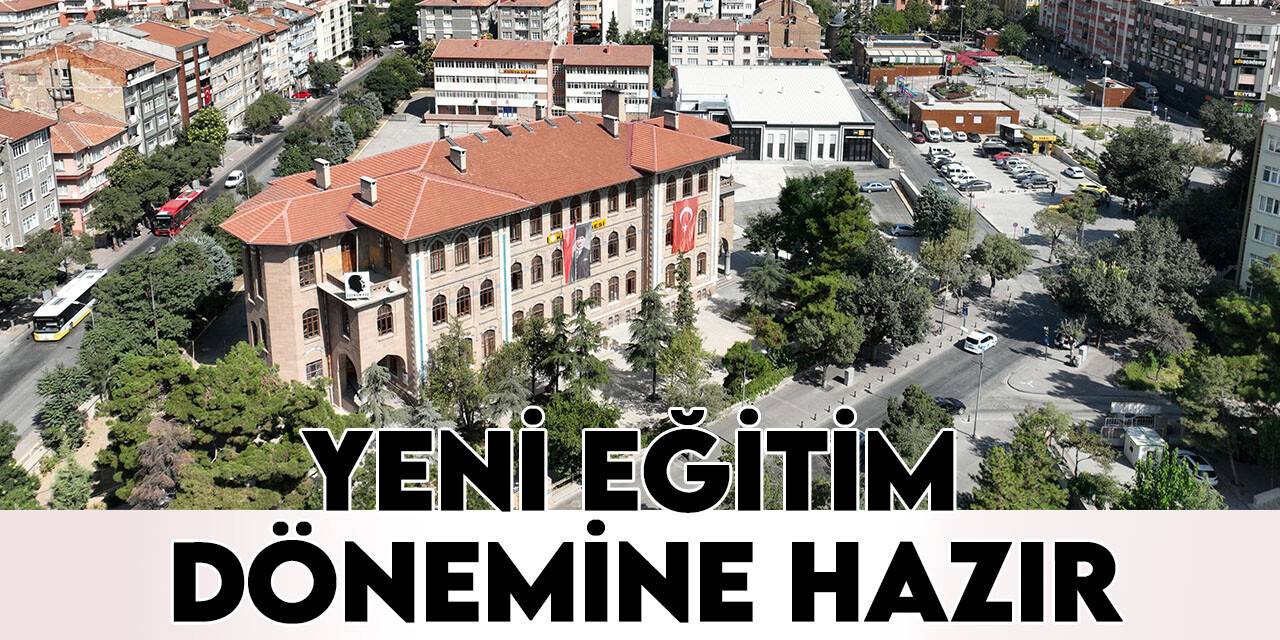 Konya'daki tarihi lisenin spor ve konferans salonu yeni eğitim dönemine hazır