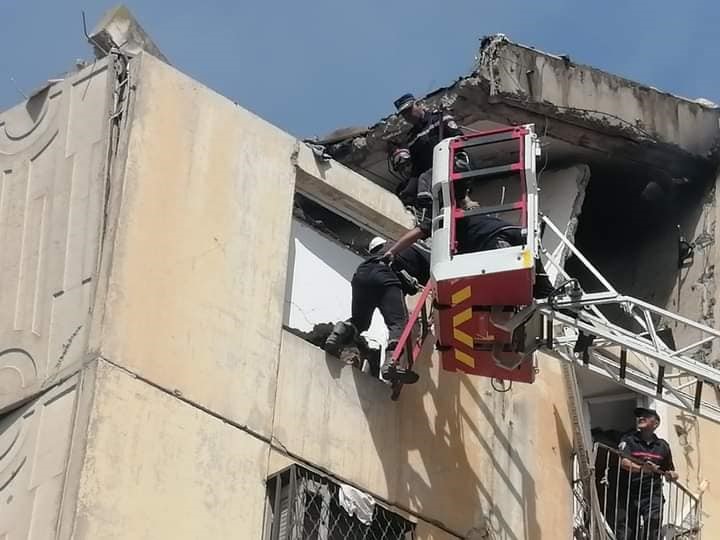 Patlamada bina çöktü: 9 aylık bebek, gözyaşlarına boğdu