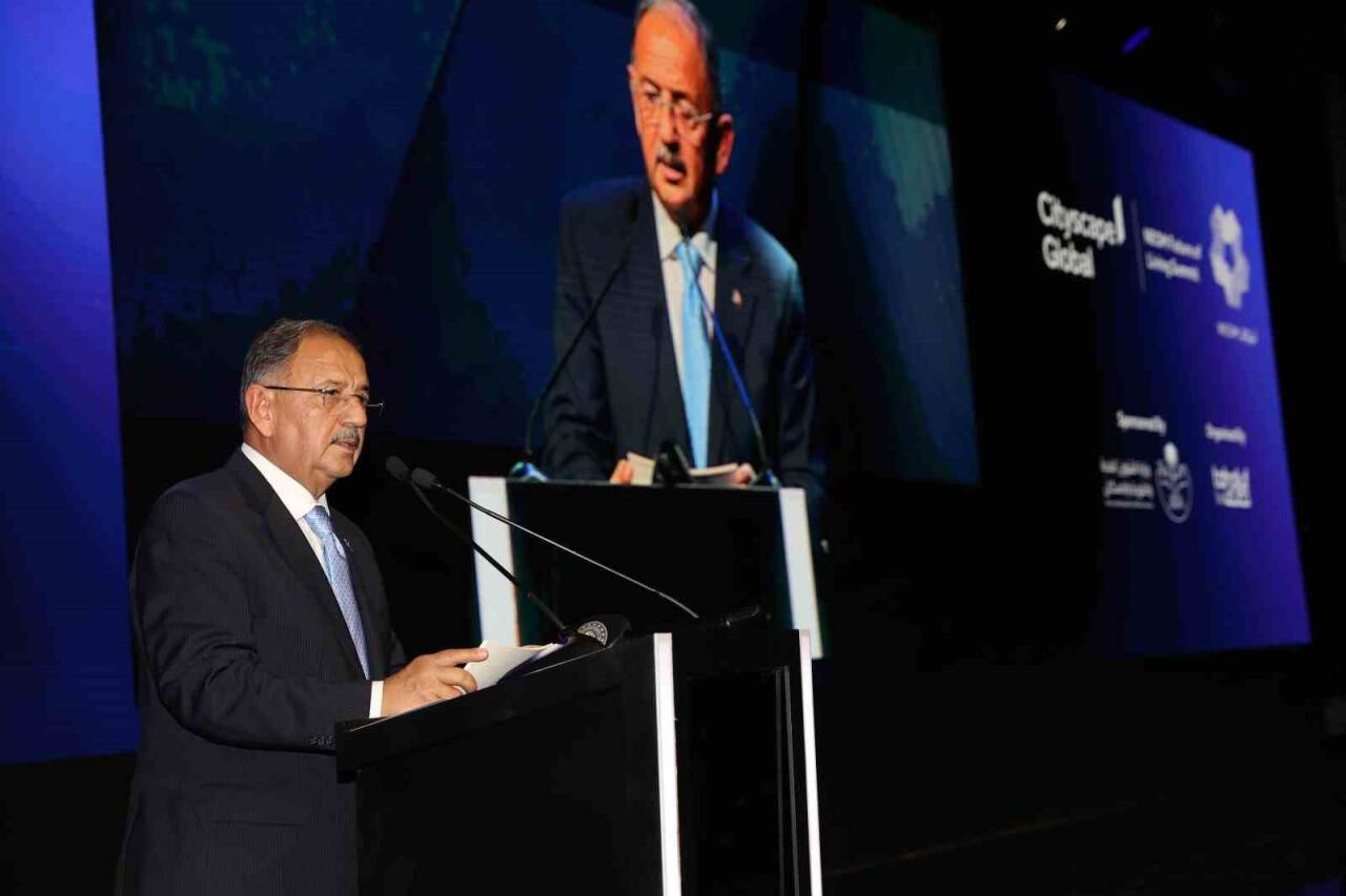 Bakan Özhaseki: 2-3 ay sonra  teslim etmeye başlayacağız