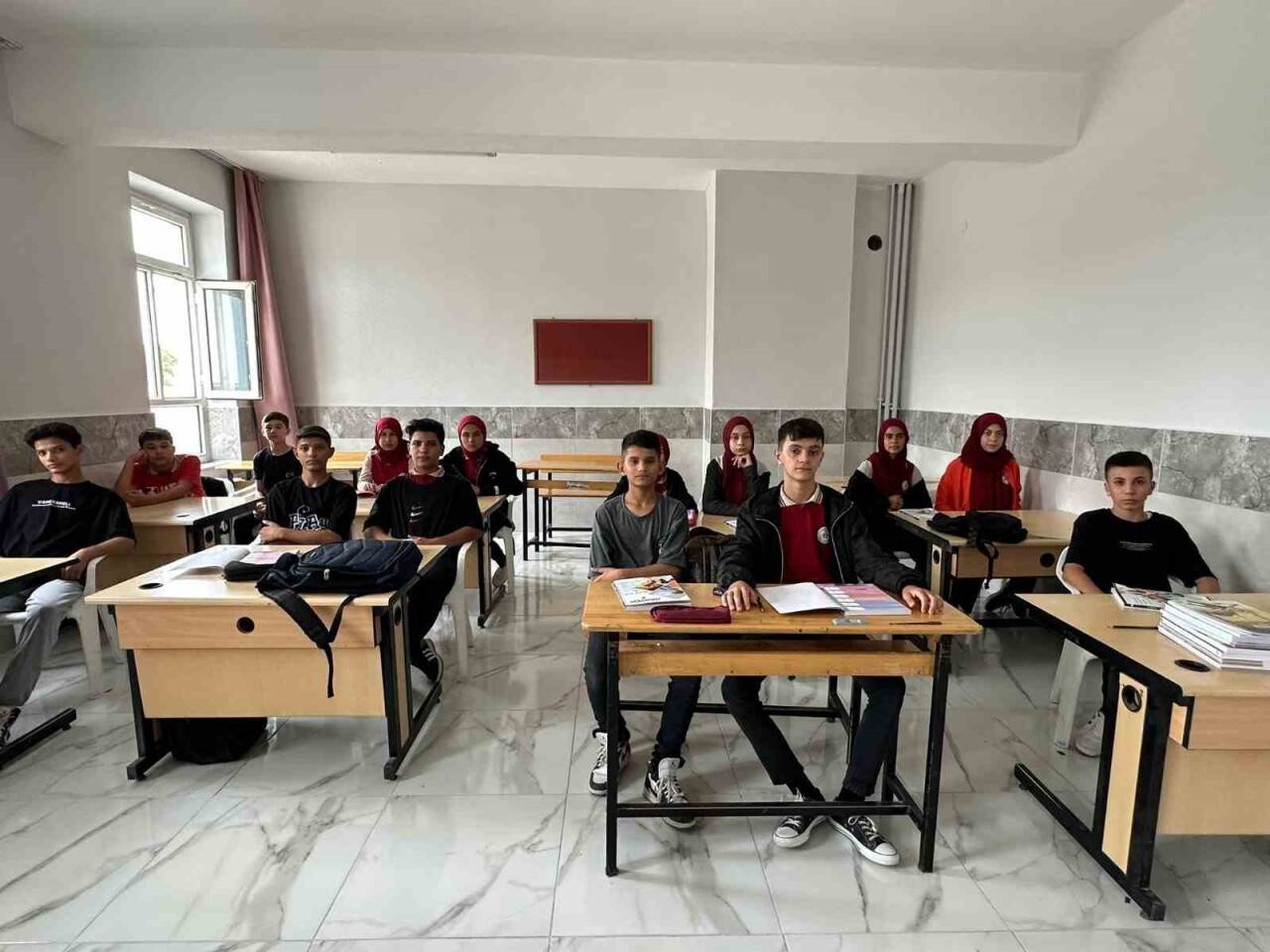 Konya'nın ilçesinde 10 bin 250 öğrenci için ders zili çaldı