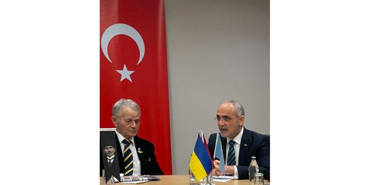 Cumhurbaşkanı Başdanışmanı Yalçın Topçu Tatar Milli Lideri Kırımoğlu’nu ağırladı