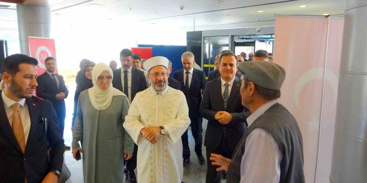 Diyanet İşleri Başkanı Erbaş, Kur’an kursları açılışına katıldı