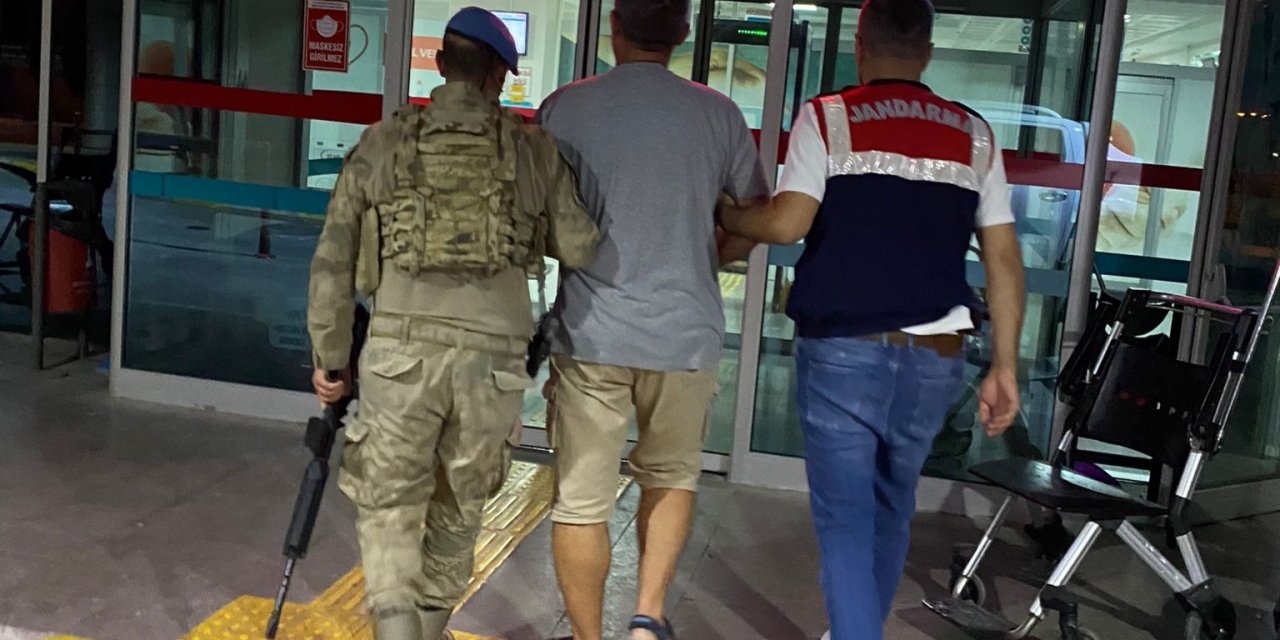 İzmir merkezli FETÖ operasyonu yapıldı: 9 gözaltı