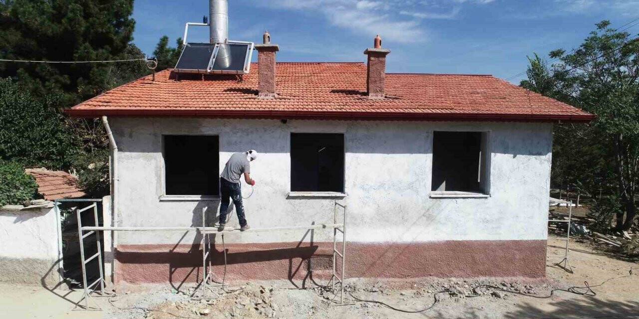 Başkan Kavuş, Ayşe Teyzeyi ağlattı!