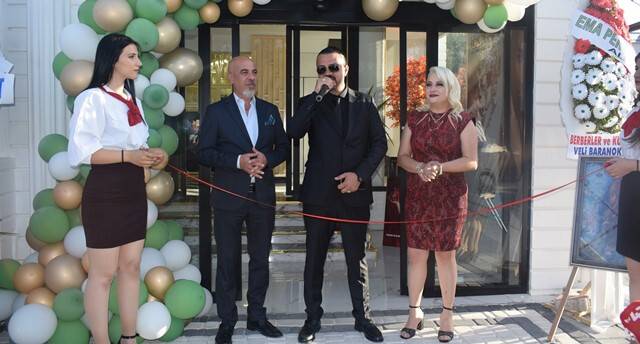 Manoir Enchante Coiffeur açıldı