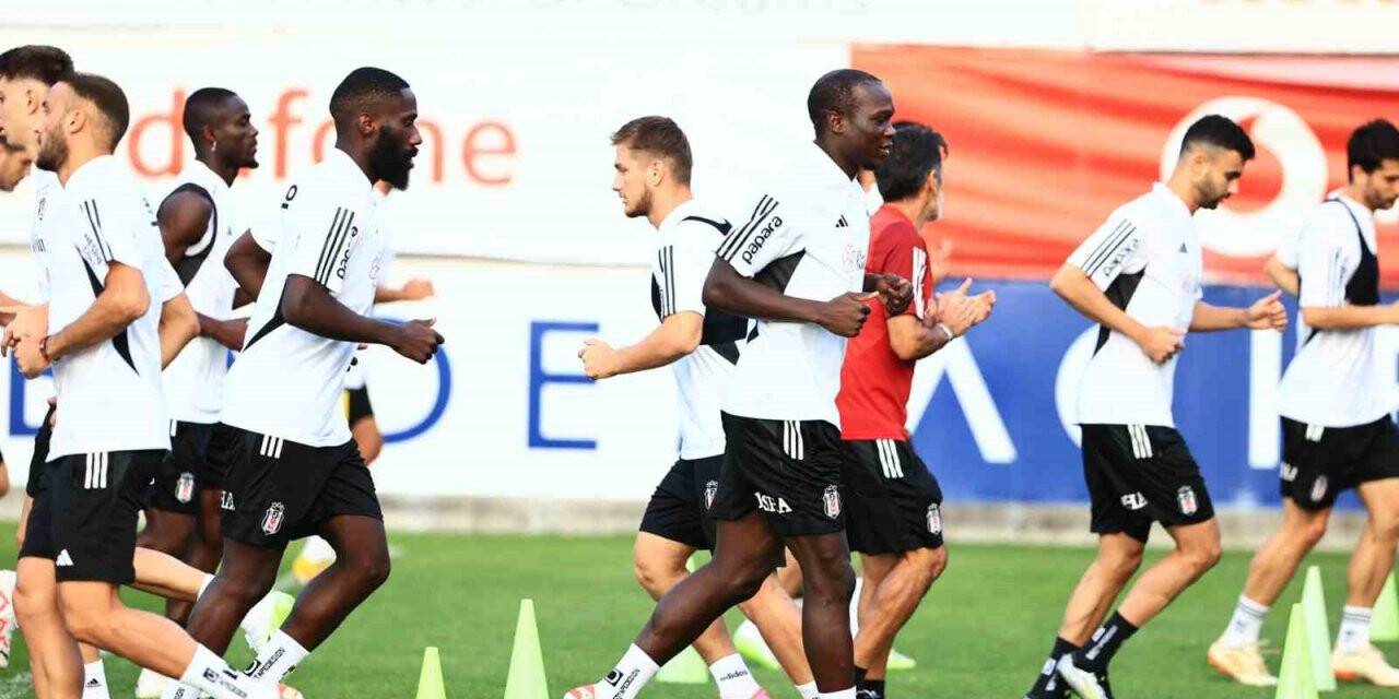 Beşiktaş, Tümosan Konyaspor hazırlıklarını sürdürdü